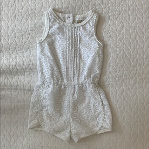 New Oshkosh Genuine Kids white Romper jumpsuit 3T